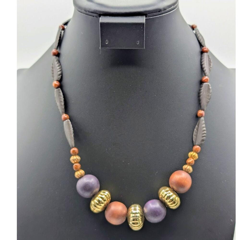 Carved Wood Leaf Round & Gold Tone Beaded Barrel Clasp 21.5" Necklace
